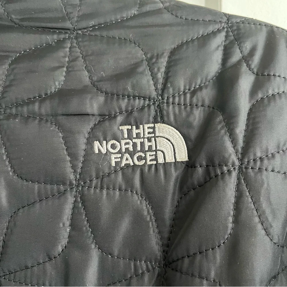 The North Face Coat Sz M - Picture 3 of 9